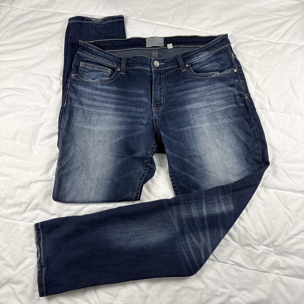 BKE Payton Straight Jeans Universal 32x31.5" Blue Mid Rise Denim Stretch Buckle